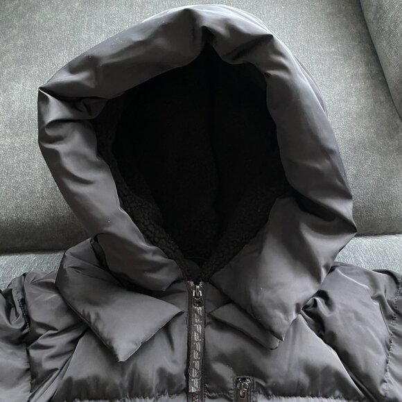 Fabletics Voyage Puffer Coat, Black, Size S - Picture 8 of 11